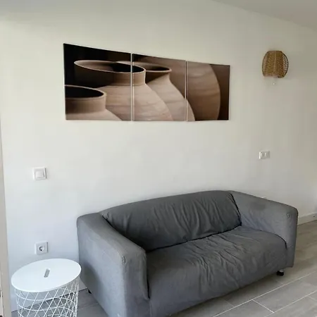 Apartment Estudio7 *